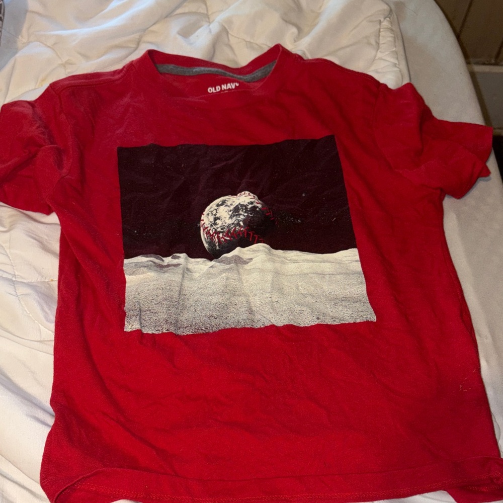 Old Navy Red T-Shirt with Moon Graphic